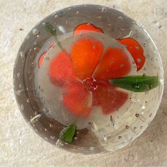 Vintage Orange Flower Bubble Clear Art Glass Round Paper Weight - Picture 16 of 16